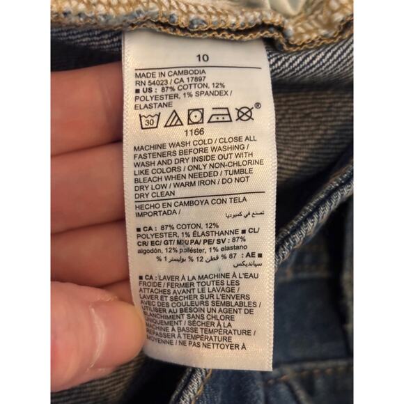 Old Navy HOT OG Straight High-Rise Secret Smooth Pockets Stretch Denim Shorts 10 - Picture 4 of 9